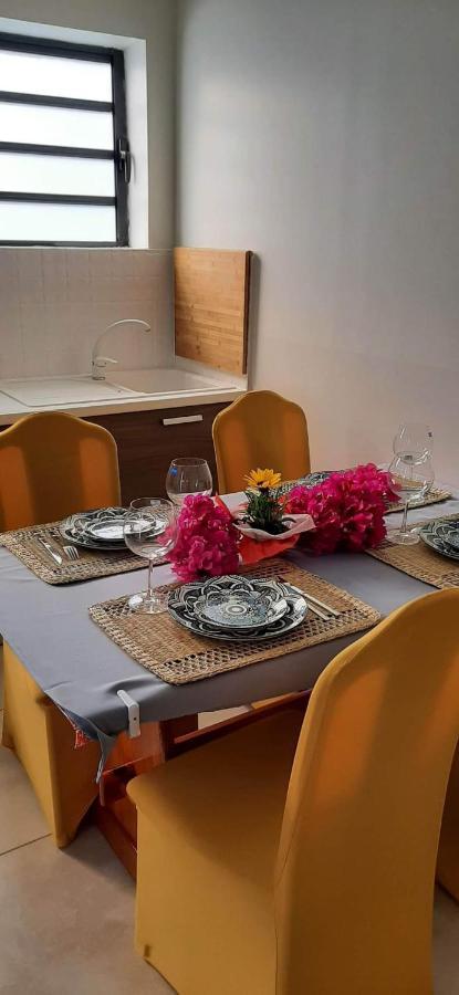 Apartamento Kaz Papaye Saint Pierre Exterior foto